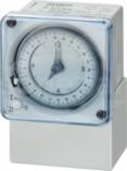 7LF53050 230V/50-60Hz Kwarcowy zegar sterujący dzienny
