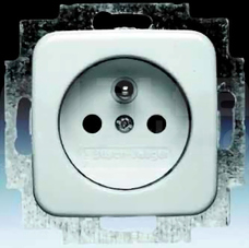 2301MUC-212-500 DURO 2P+Z GNIAZDO KREMOWY