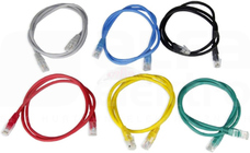 Patchcord kat.5e RJ45 1,0m czarny Szafa 19 akcesoria