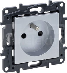 NILOE STEP 2P+Z aluminium Gniazdo