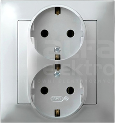 IMPRESJA 2x2P+Z SCHUKO IP20 srebrny Gniazdo podwójne