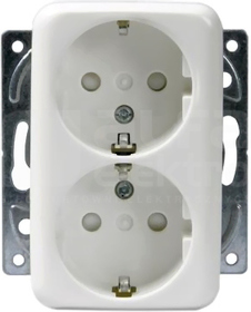 232EUC GNIAZDO 2xSCHUKO