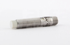 PFM 8mm 10-30VDC PNP NO+NC M12 Czujnik indukcyjny niewbudowany z konektorem