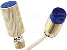 8mm M18 PNP NO M12 10-30VDC L49 Czujnik indukcyjny wbudowany z konektorem