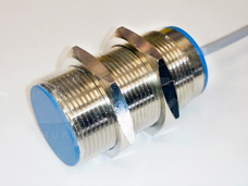 PCIN EX 10mm 7-18VDC M30 Czujnik indukcyjny wbudowany z kablem