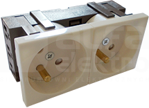 45x90 2x2P+Z 45D biały Gniazdo elektryczne