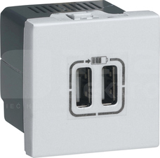 M45 2xUSB 1500mA Gniazdo zasilające