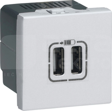 M45 2xUSB 1500mA Gniazdo zasilające