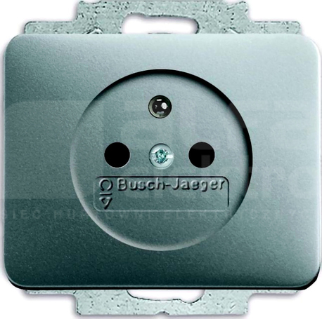 20MUC-266-500 ALPHA 2P+Z GNIAZDO TYTAN