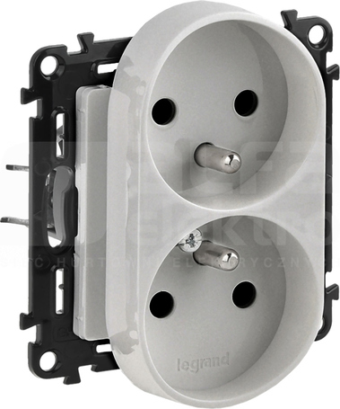 VALENA LIFE 2x2P+Z aluminium Gniazdo z przesłoną zacisk automat.