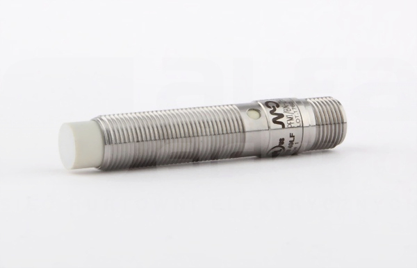 PFM 8mm 10-30VDC PNP NO+NC M12 Czujnik indukcyjny niewbudowany z konektorem