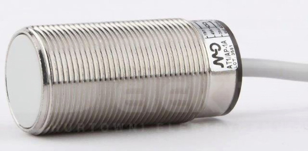 AT1A03A 15mm M30 10-30VDC NO L60 Czujnik indukcyjny