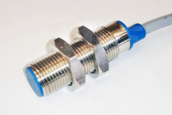 PCIN EX 2mm 7-18VDC M12 Czujnik indukcyjny wbudowany z kablem
