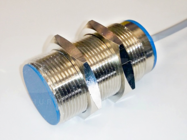 PCIN EX 10mm 7-18VDC M30 Czujnik indukcyjny wbudowany z kablem